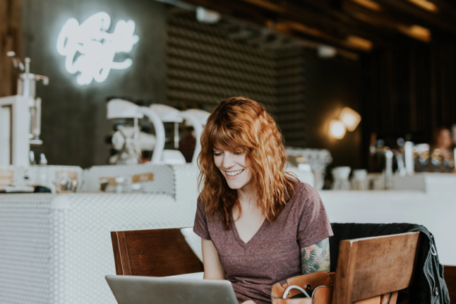 Woman on computer faxing from Outlook